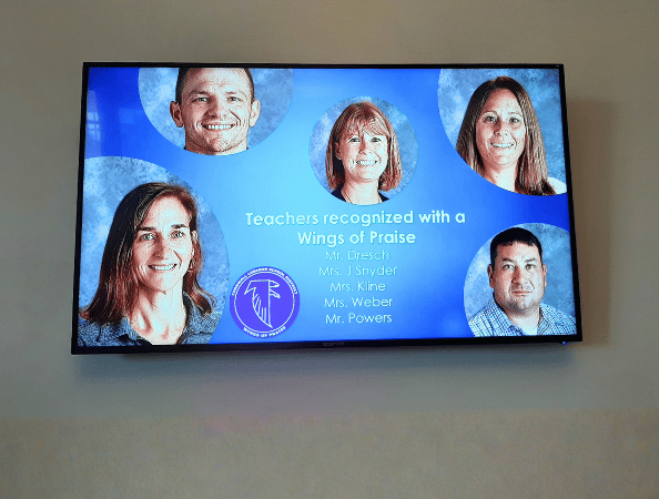 Digital display recognizing 5 teachers