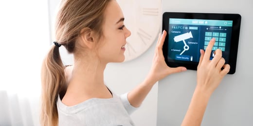 digital-signage-security-screen