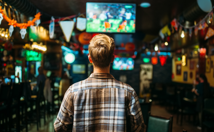 sample TV used as digital signage in a pub