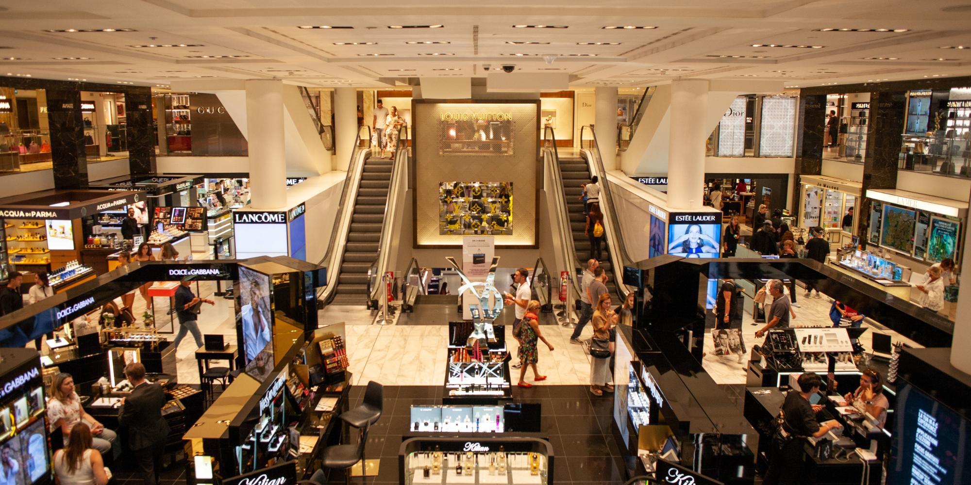 Shopping Mall Interior Designing Service