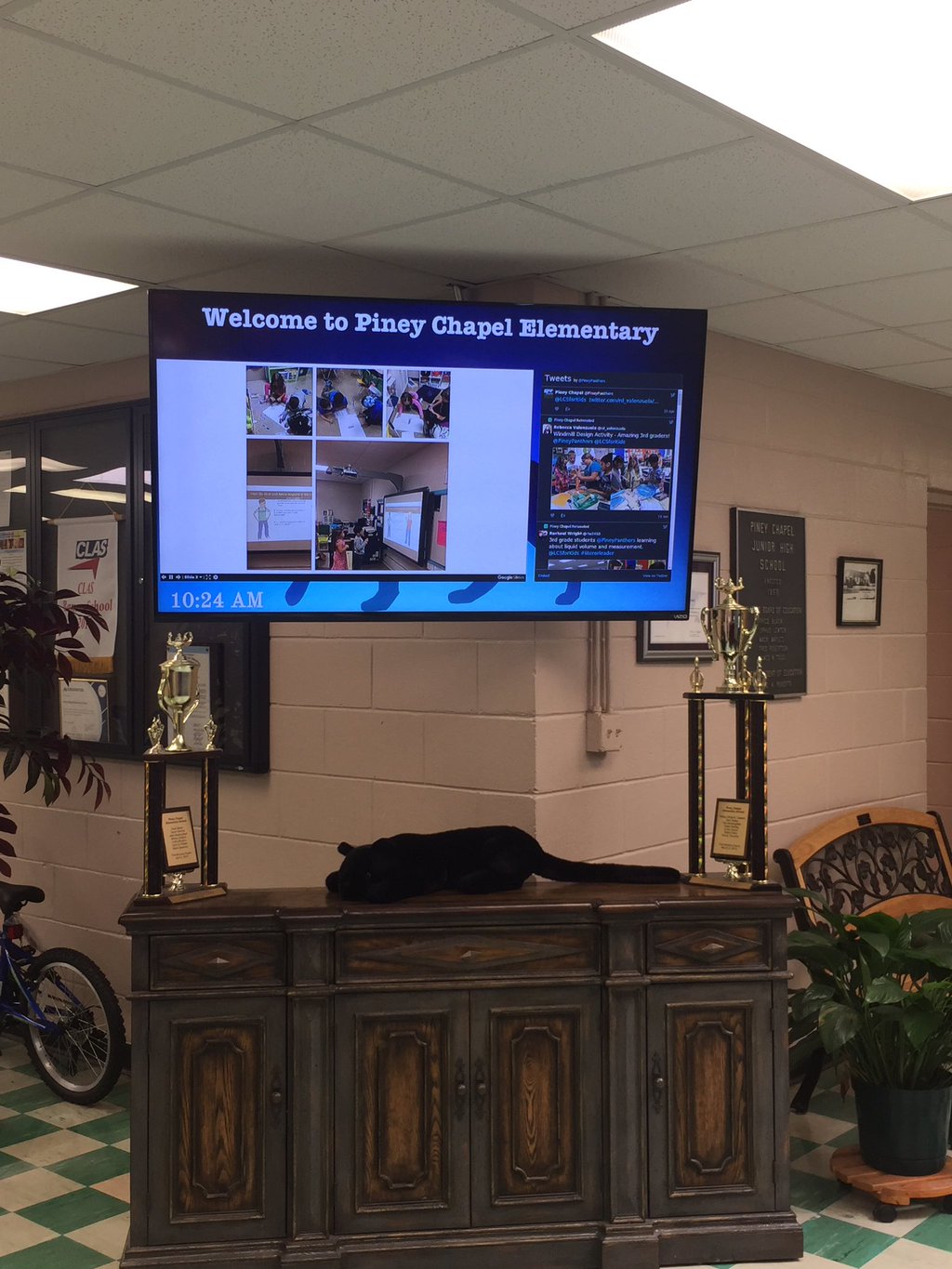 digital signage at piney chapel elementary
