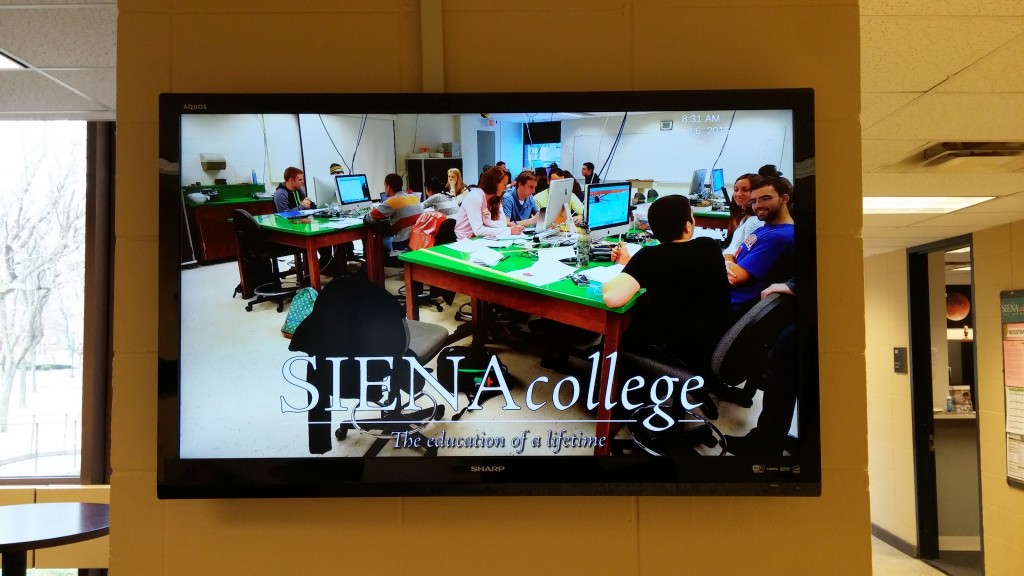 siena digital signage rise vision chromebox